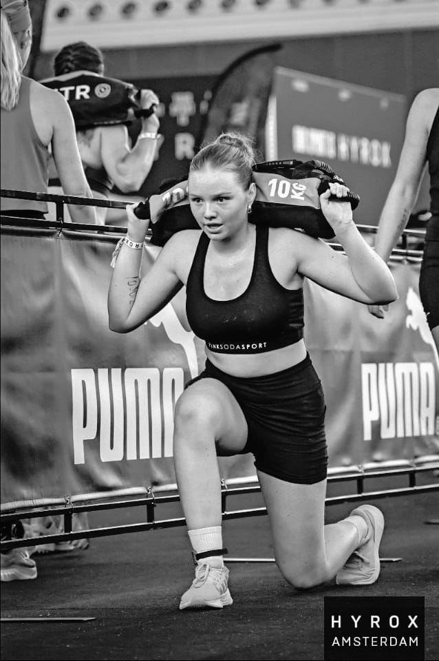 Sam Hyrox Sandbag Lunges
